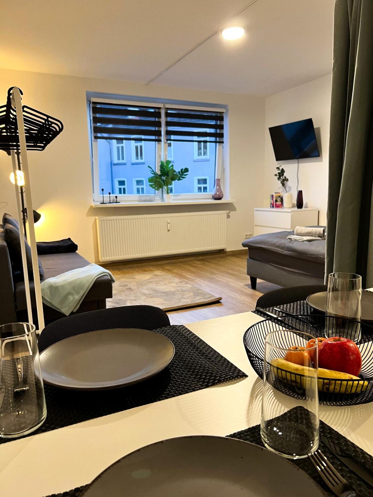 Zentrale Wohlfuehloase Mit Parkplatz Apartment Osnabrück Exterior foto